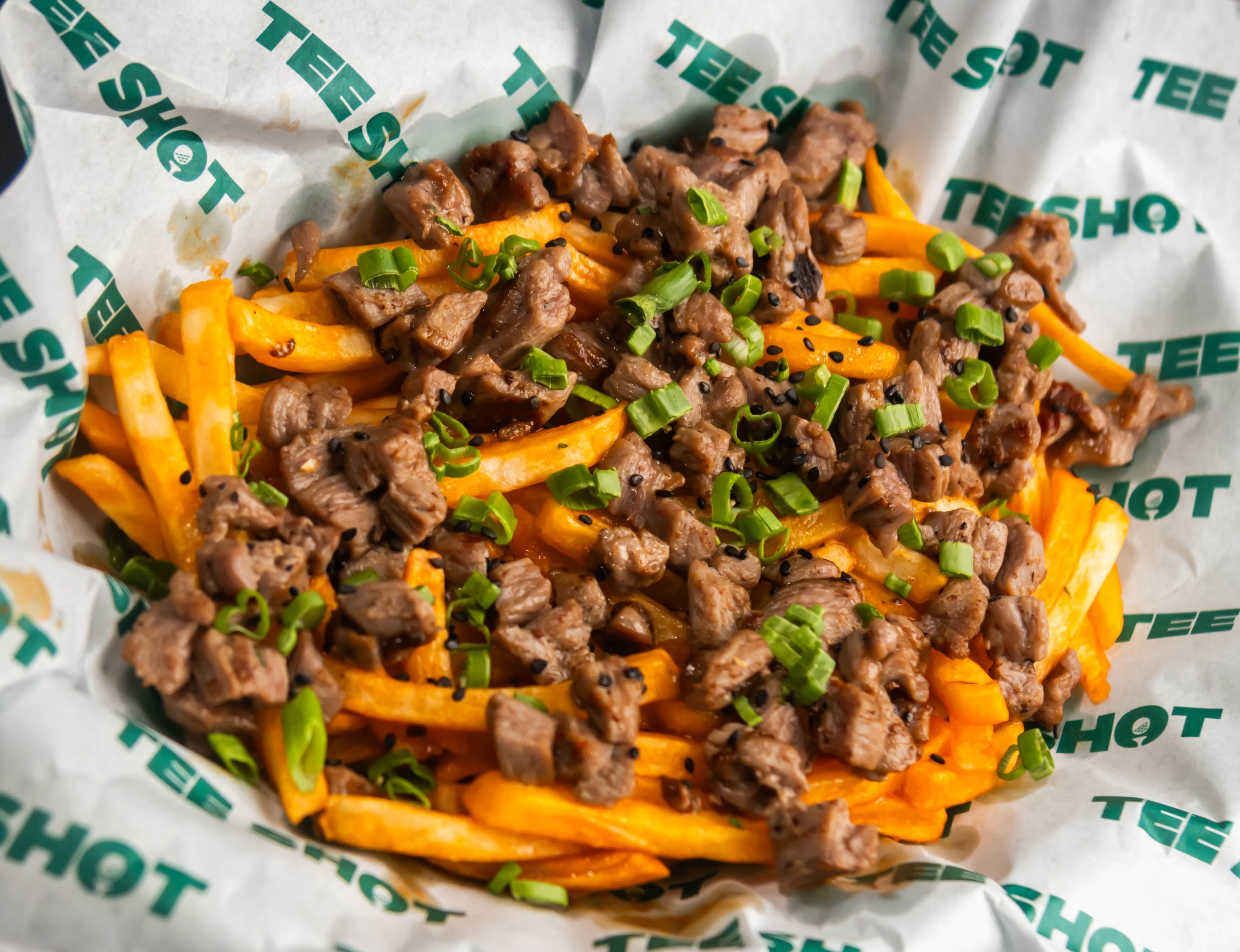 ANGRY FRIES CON ARRACHERA